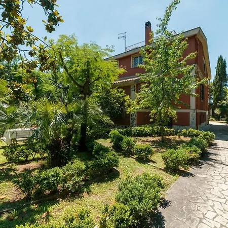 Domus Quiritum Apartment Rome
